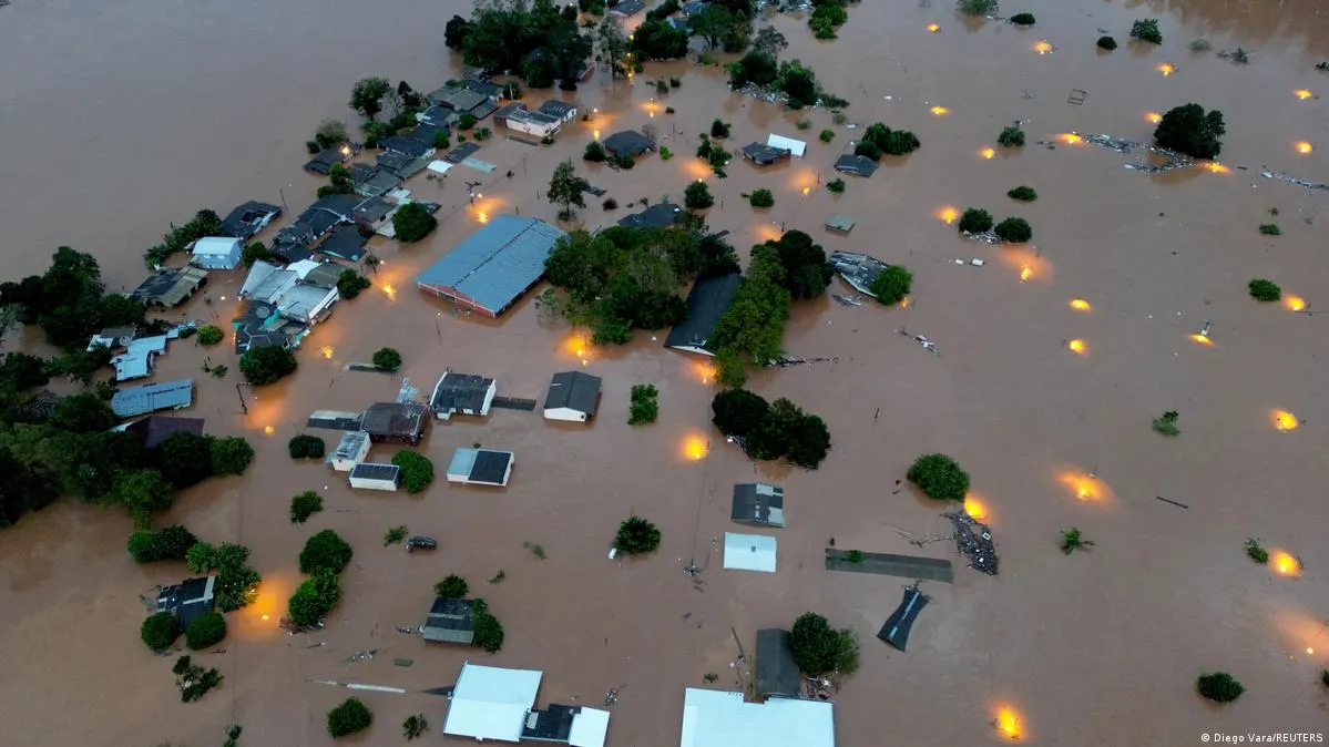 City of Encantado submerged by the waters of the Taquari River