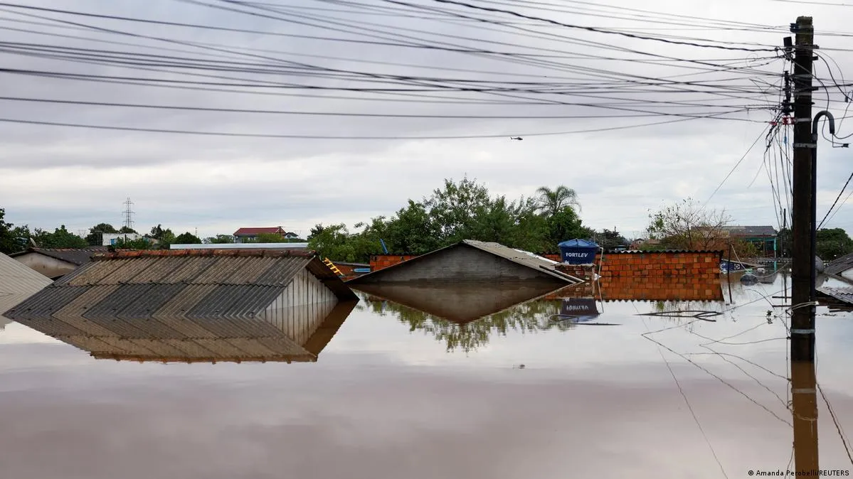 Submerged houses in the city of Canoas